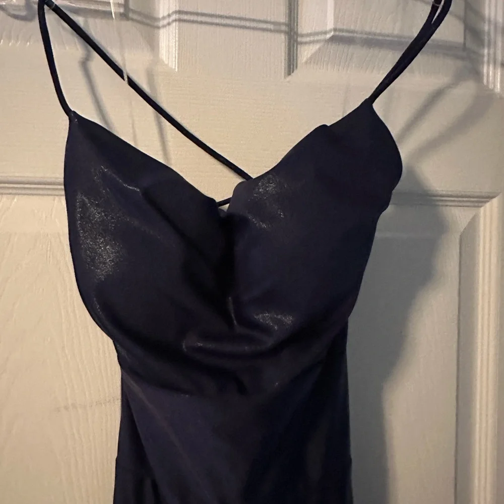 PROM SEASON, make an offer!
Gorgeous navy shimmer prom gown - Picture 6 of 9